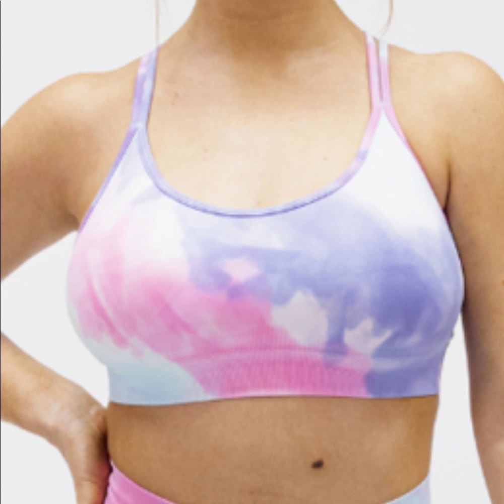 Astoria DREAM sports crop